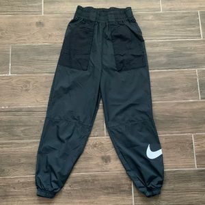 Womens Nike Cargo Pants